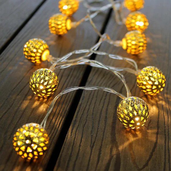 Grinalda de Luzes LED Decorativas Natal com Bolas Douradas (2)