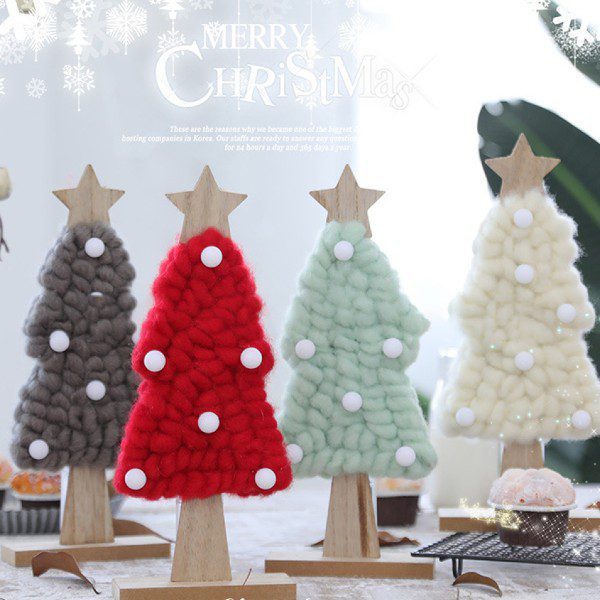 Árvore de Natal Decorativa Luminosa de Lã 32cm (2)
